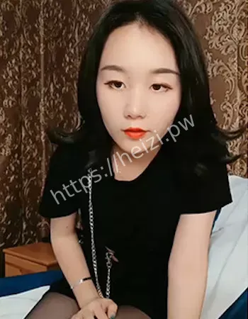 杨妍颖
